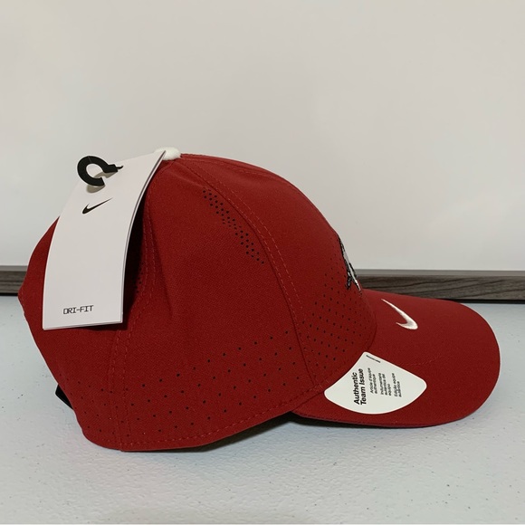 Nike University of Arkansas Razorbacks Aero Classic99 Cap-NWT - Picture 2 of 9